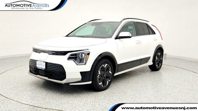 2024 Kia Niro EV Wind with Preserve Package - 22965765 - 0