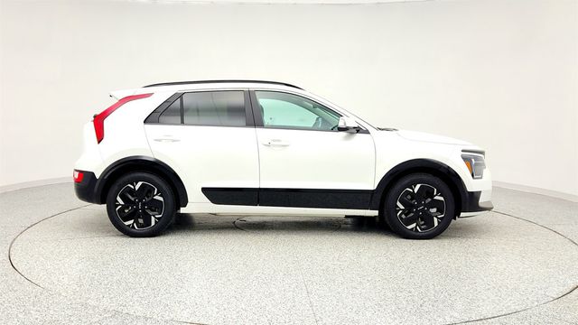 2024 Kia Niro EV Wind with Preserve Package - 22965765 - 3