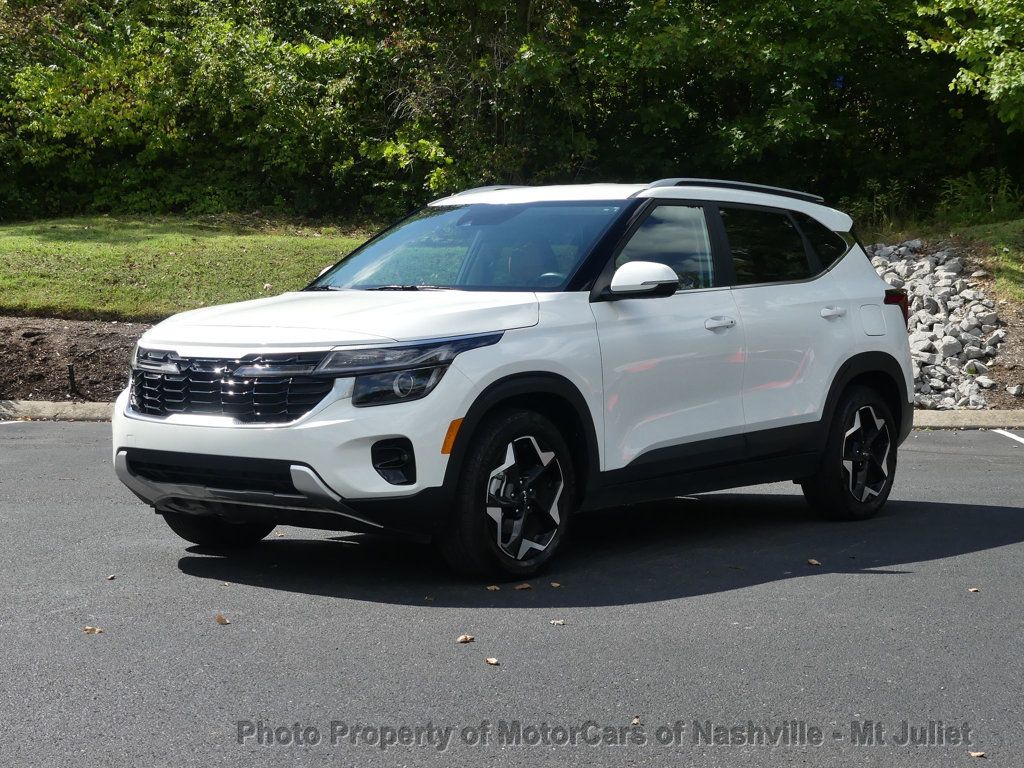 2024 Kia Seltos EX photo 2