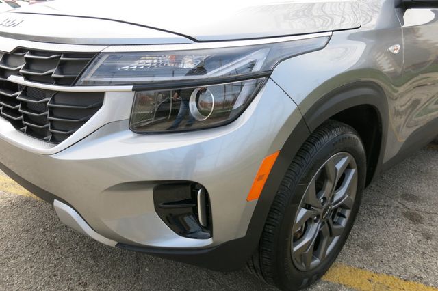 2024 Kia Seltos LX IVT AWD - 23025719 - 36