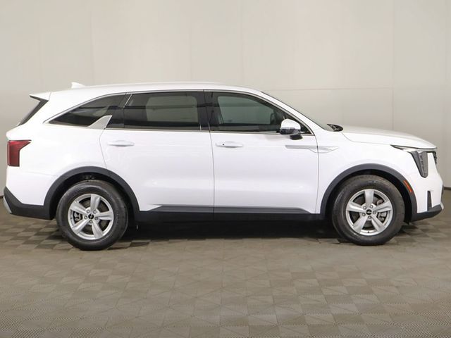 2024 Kia Sorento LX FWD - 23042074 - 16