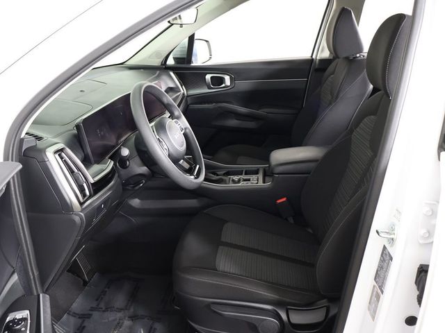 2024 Kia Sorento LX FWD - 23042074 - 28