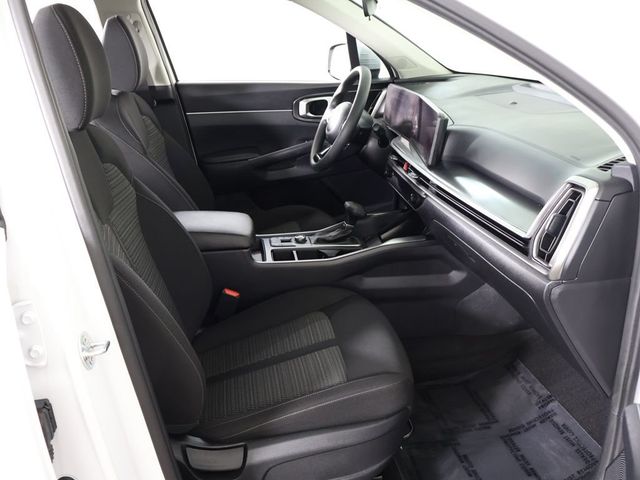 2024 Kia Sorento LX FWD - 23042074 - 29