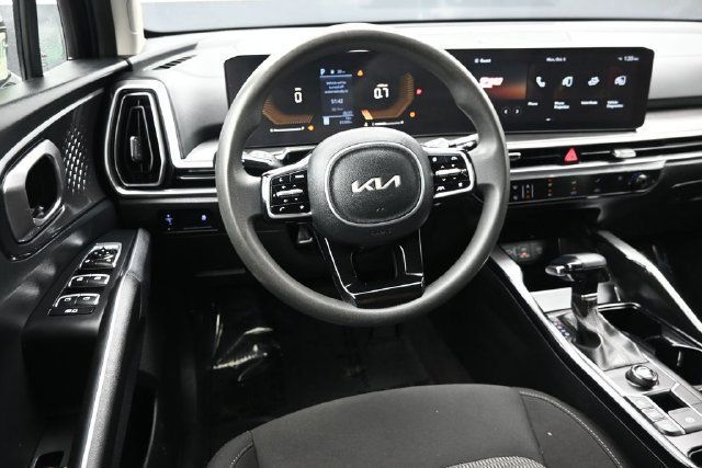 2024 Kia Sorento LX FWD - 23074767 - 10