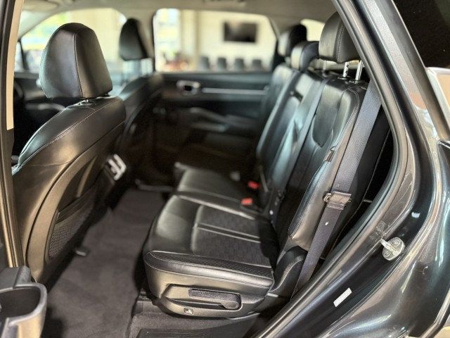 2024 Kia Sorento S photo 19