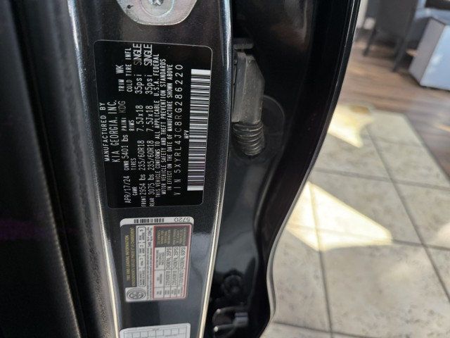 2024 Kia Sorento S photo 27