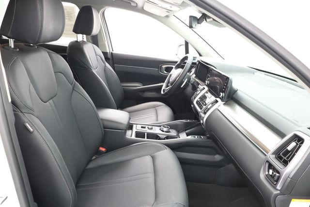 2024 Kia Sorento Hybrid EX AWD - 22937482 - 19