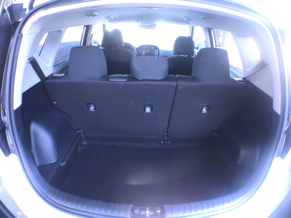 2024 Kia Soul LX photo 21