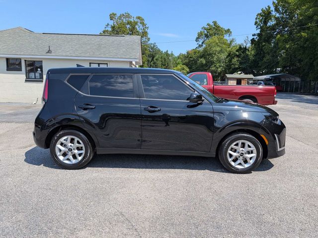 2024 Kia Soul LX IVT - 23068360 - 2