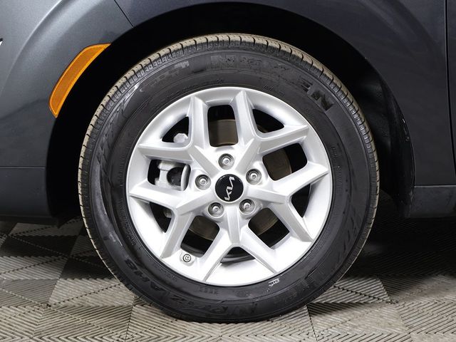 2024 Kia Soul LX IVT - 22958630 - 19