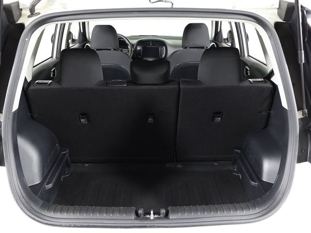 2024 Kia Soul LX IVT - 22961752 - 17