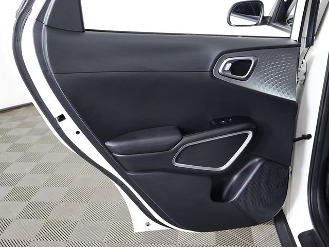 2024 Kia Soul LX IVT - 22961752 - 22