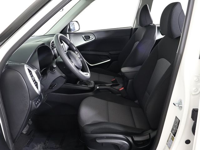 2024 Kia Soul LX IVT - 22961752 - 26