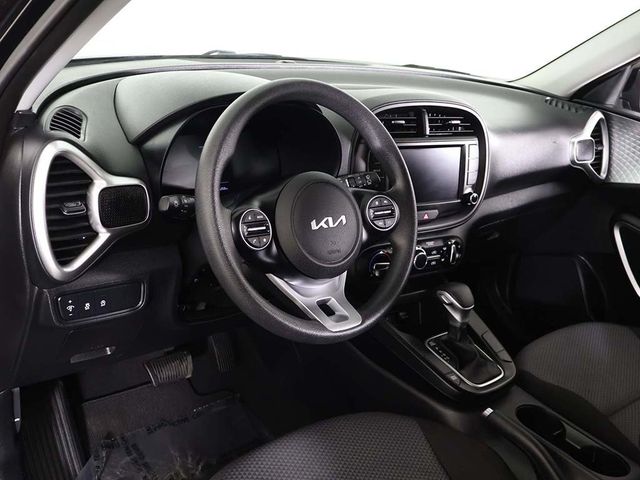 2024 Kia Soul LX IVT - 22984619 - 23
