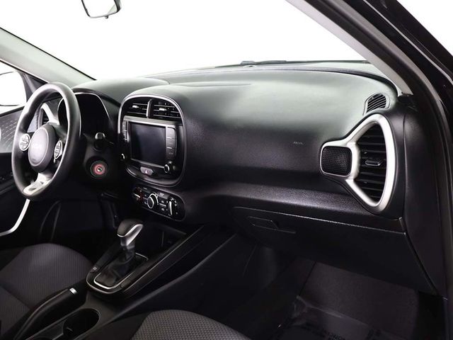 2024 Kia Soul LX IVT - 22984619 - 24