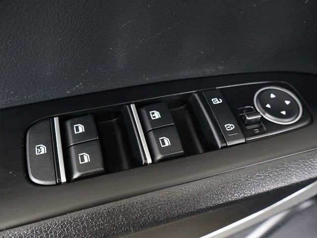 2024 Kia Soul LX IVT - 22984619 - 32