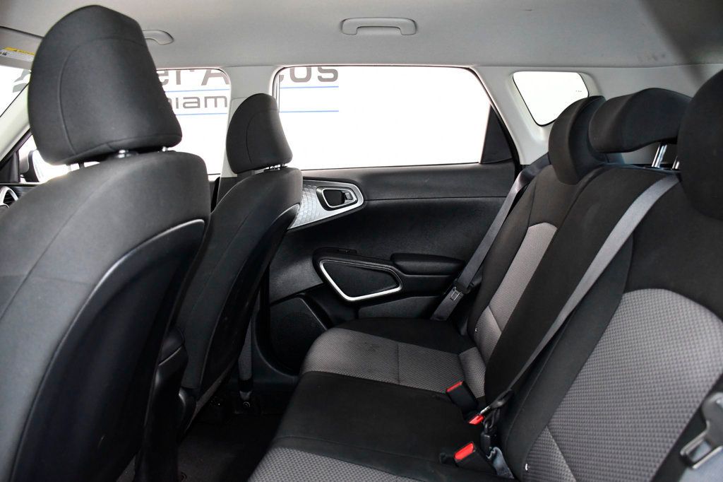 2024 Kia Soul LX IVT - 23018209 - 9