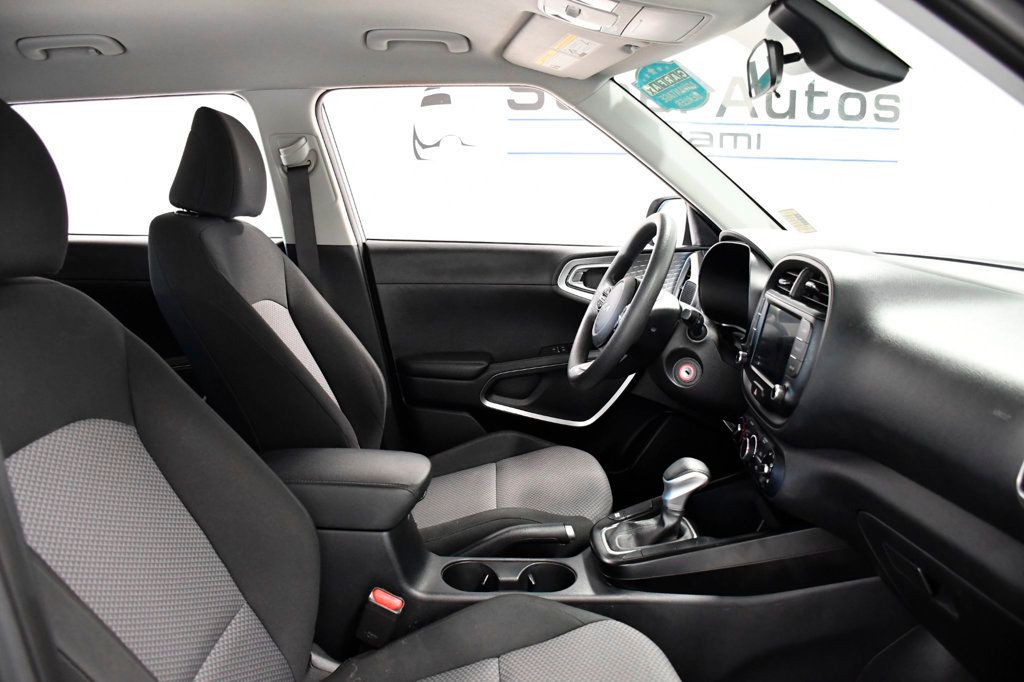 2024 Kia Soul LX IVT - 23018209 - 15
