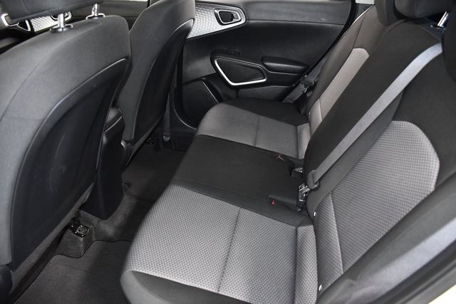 2024 Kia Soul LX IVT - 23043073 - 9