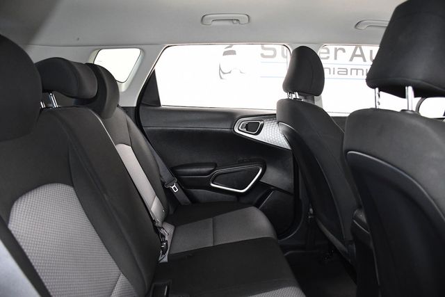 2024 Kia Soul LX IVT - 23043073 - 13