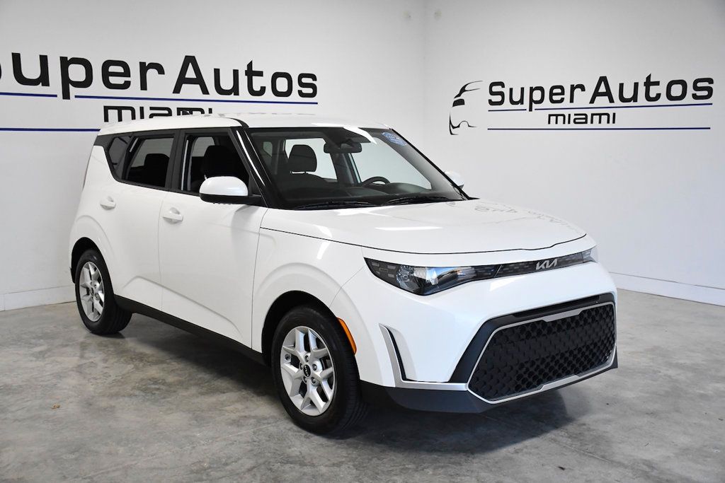 2024 Kia Soul LX IVT - 23043073 - 2