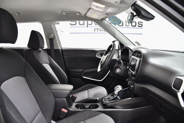 2024 Kia Soul LX IVT - 23068796 - 15