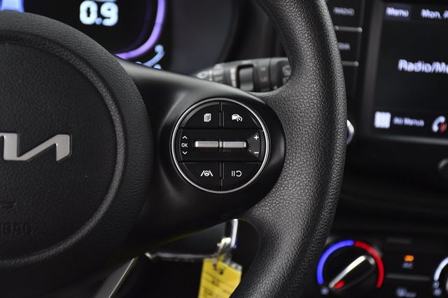 2024 Kia Soul LX IVT - 23068796 - 21