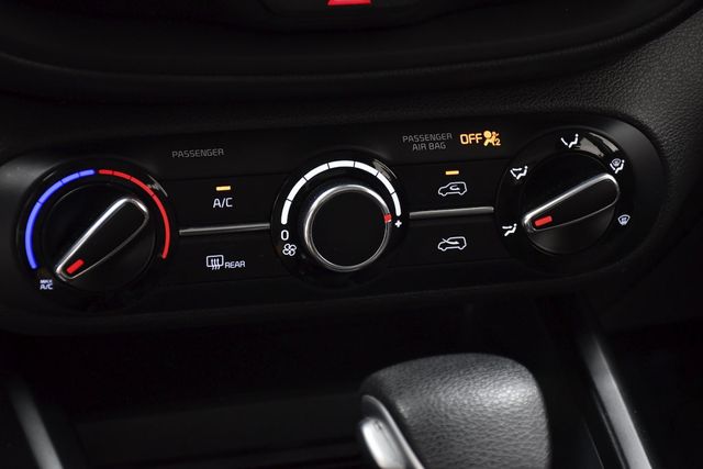 2024 Kia Soul LX IVT - 23068796 - 25