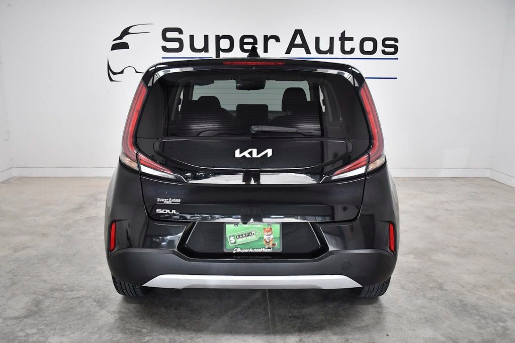 2024 Kia Soul LX IVT - 23068796 - 4