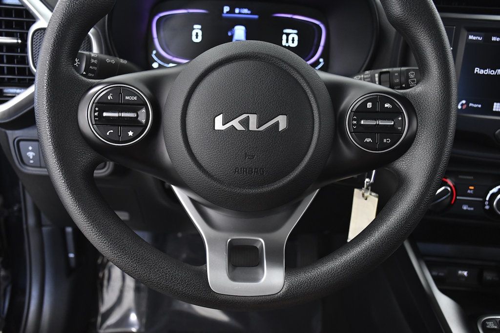2024 Kia Soul LX IVT - 23099013 - 19
