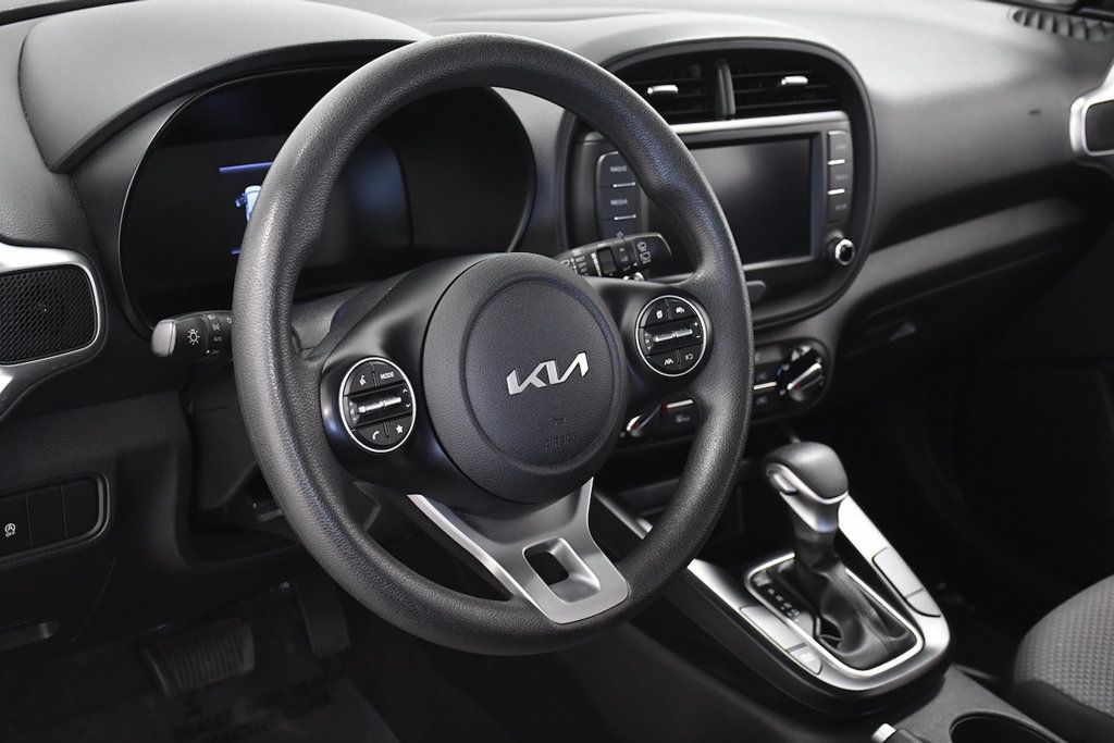 2024 Kia Soul LX IVT - 23099013 - 7