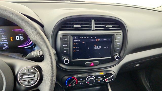 2024 Kia Soul LX IVT with Technology Package - 23016513 - 15