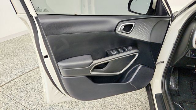 2024 Kia Soul LX IVT w/ Technology Package - 23088132 - 9