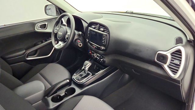 2024 Kia Soul LX IVT w/ Technology Package - 23088132 - 22