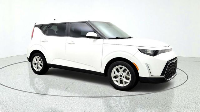 2024 Kia Soul LX IVT w/ Technology Package - 23088132 - 2