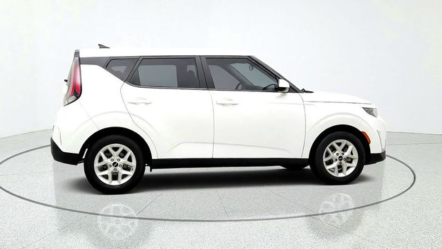 2024 Kia Soul LX IVT w/ Technology Package - 23088132 - 3