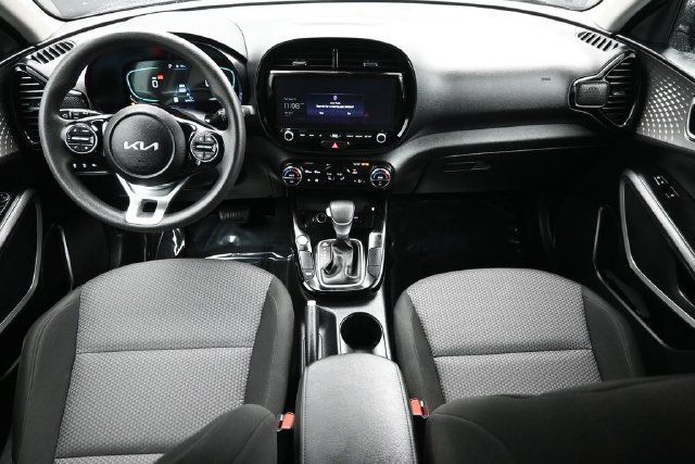 2024 Kia Soul S IVT - 23080139 - 16