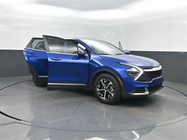 2024 Kia Sportage EX FWD - 22963543 - 40