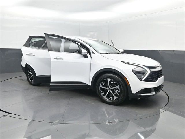 2024 Kia Sportage EX FWD - 22963542 - 39