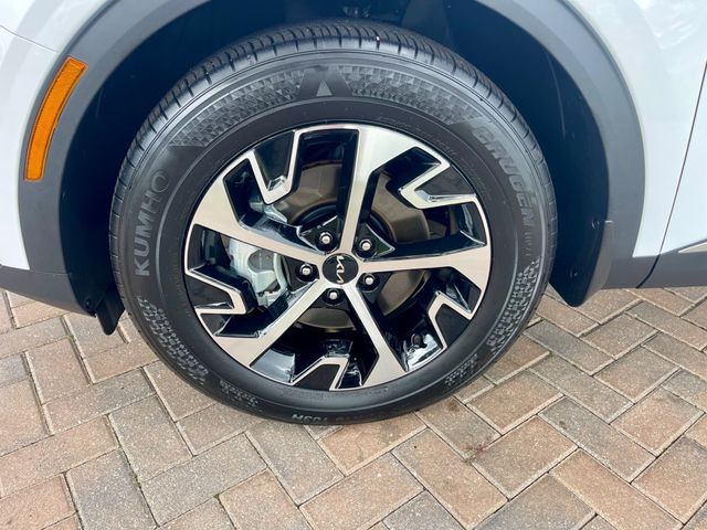 2024 Kia Sportage EX FWD - 22921359 - 9