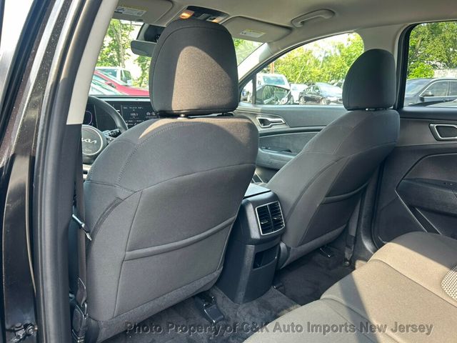 2024 Kia Sportage LX - Photo 22