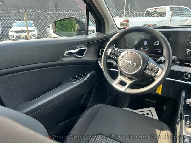 2024 Kia Sportage LX - Photo 26