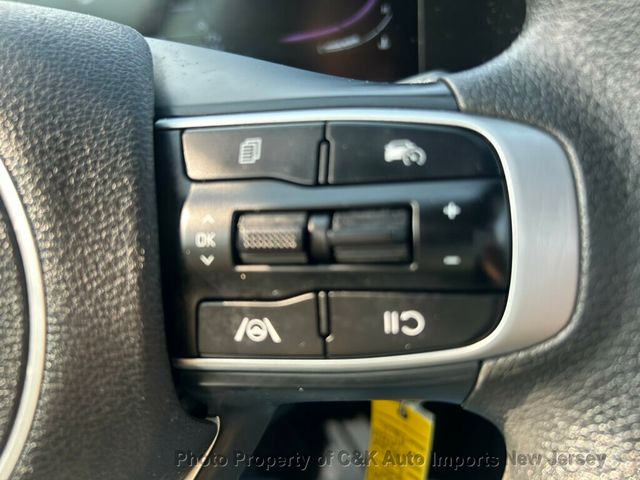 2024 Kia Sportage LX - Photo 32