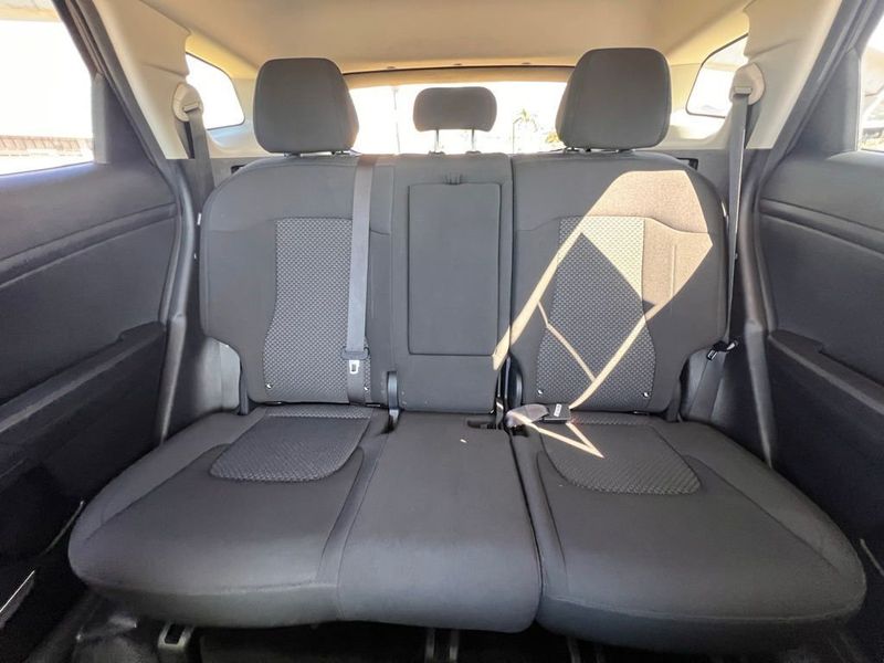 2024 Kia Sportage LX FWD - 22965979 - 15