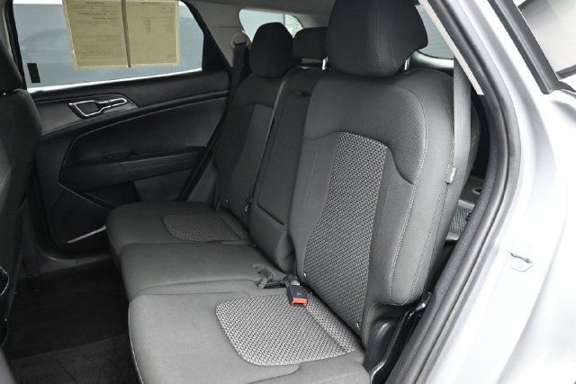 2024 Kia Sportage LX FWD - 23080485 - 9