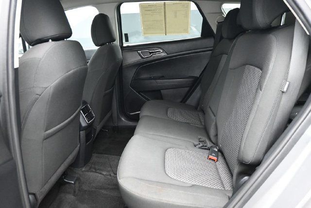 2024 Kia Sportage LX FWD - 23080485 - 10