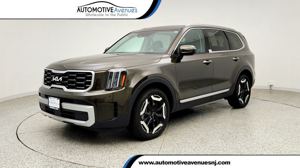 2024 Kia Telluride S AWD w/ Sunroof Package - 23039988 | Video 1