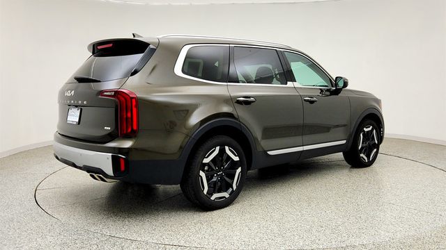 2024 Kia Telluride S AWD w/ Sunroof Package - 23039988 - 4