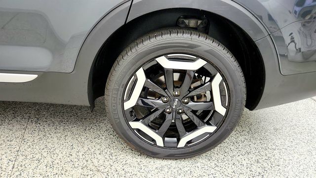 2024 Kia Telluride S FWD w/ Power Sunroof Package - 23069056 - 8