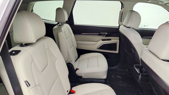 2024 Kia Telluride S with Sunroof Package - 22975559 - 23
